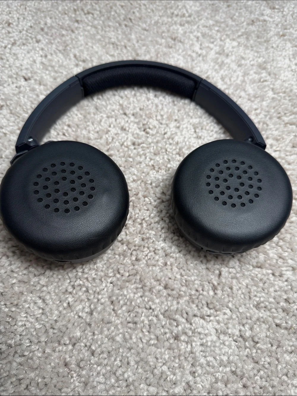Cadillac Branded Wireless Over-Ear Headphones - Black